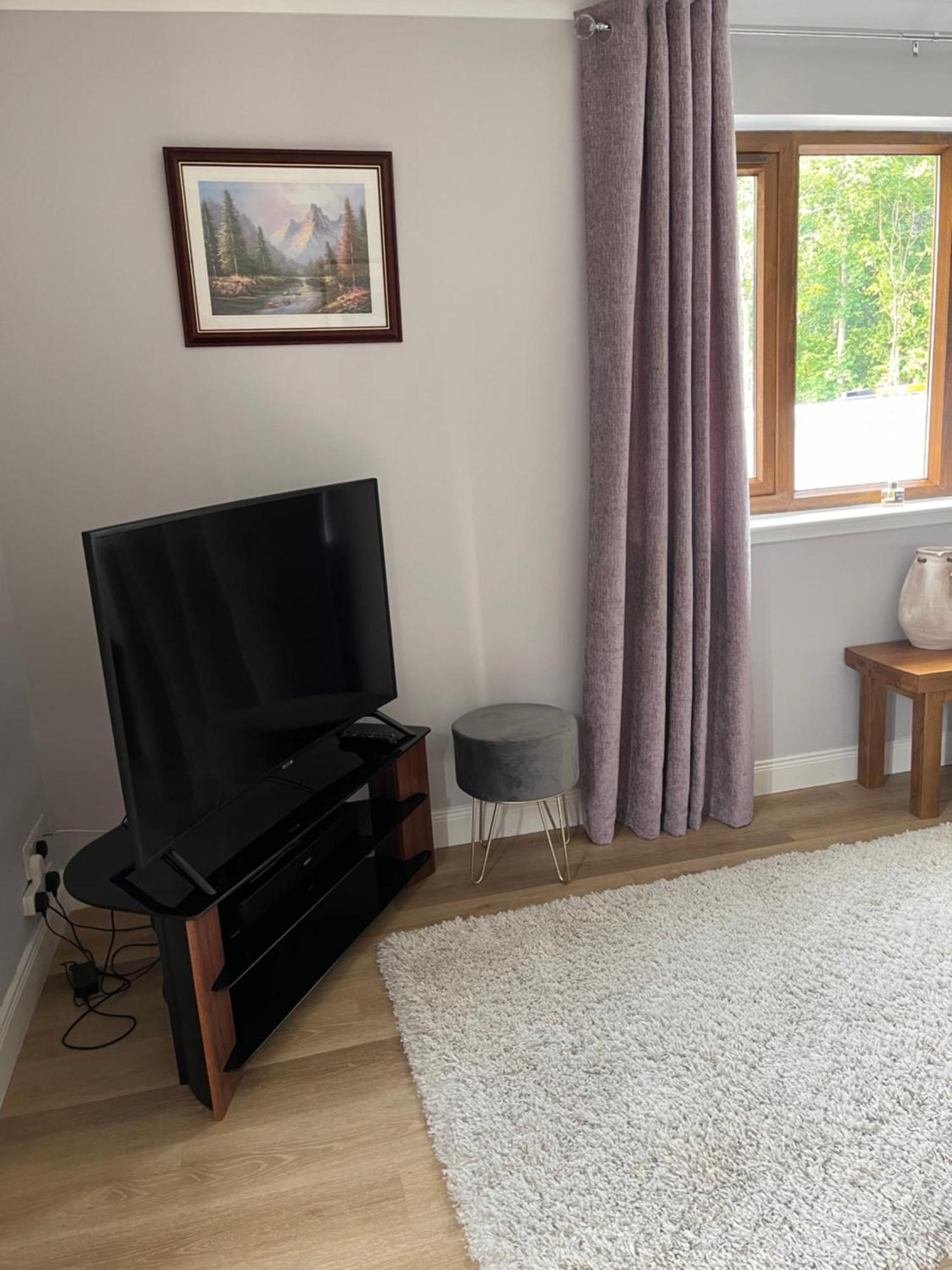 Self Cateringone Bedroom Apartment Форт-Уильям Экстерьер фото